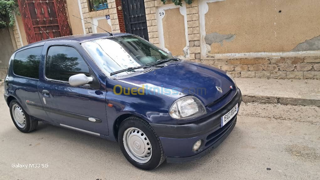 Renault Clio 2 2000 Expression