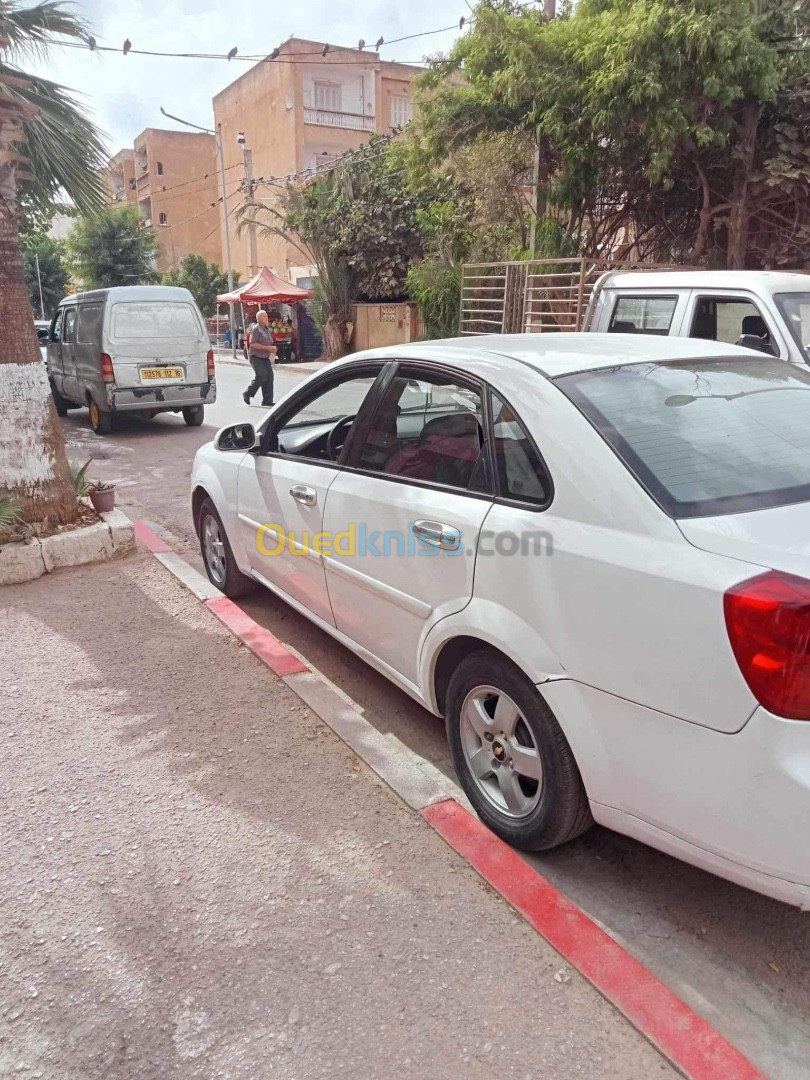 Chevrolet Optra 5 portes 2011 Optra 5 portes