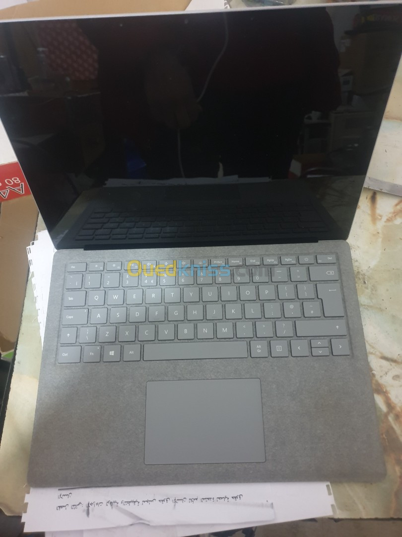 Microsoft Surface Laptop