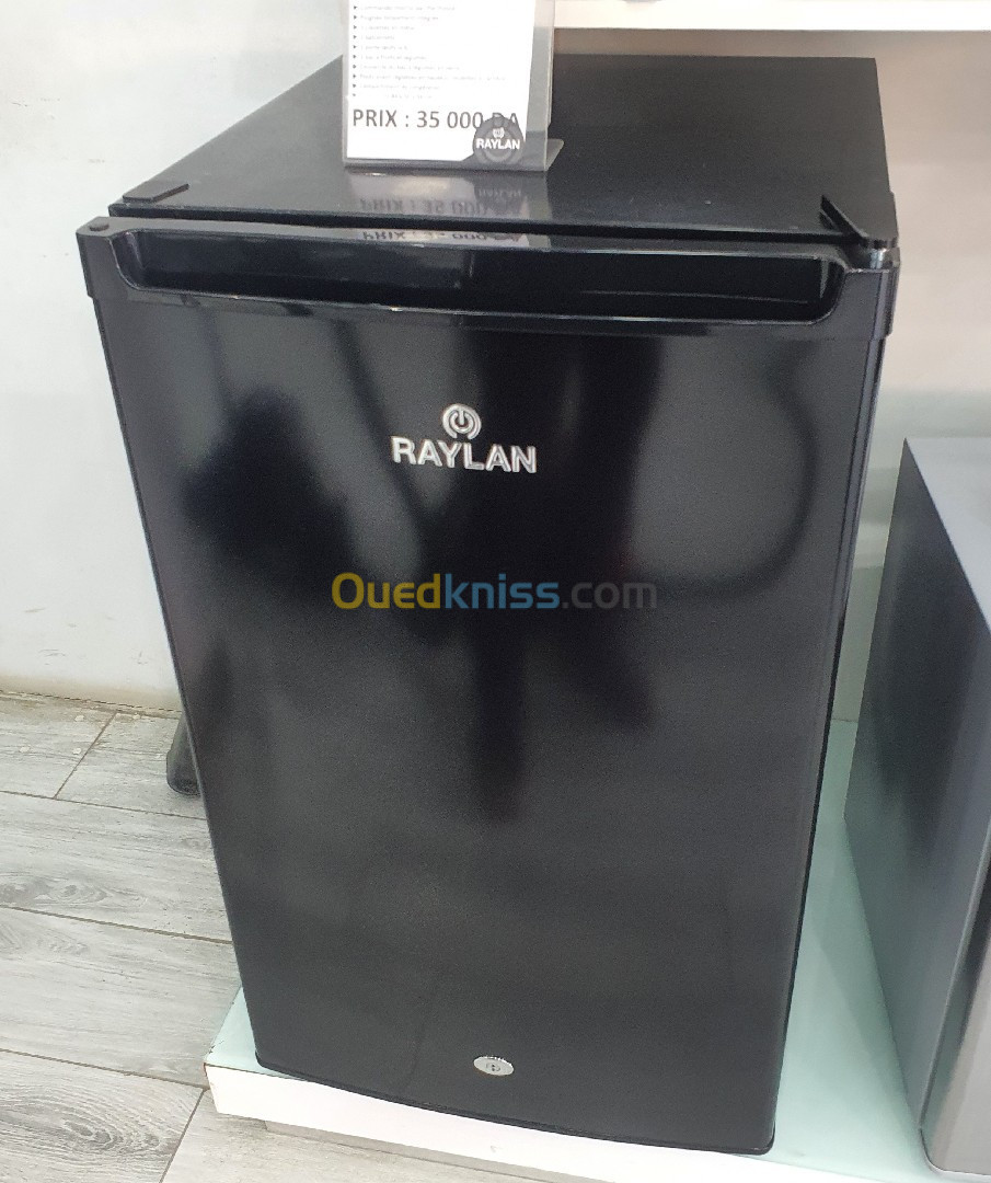 ثلاجة maxy bar raylan Original frigidaire noir