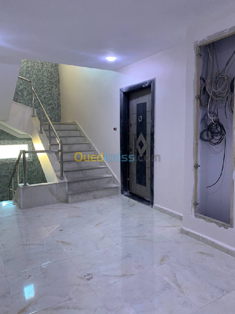 Vente Appartement F5 Alger Bordj el kiffan