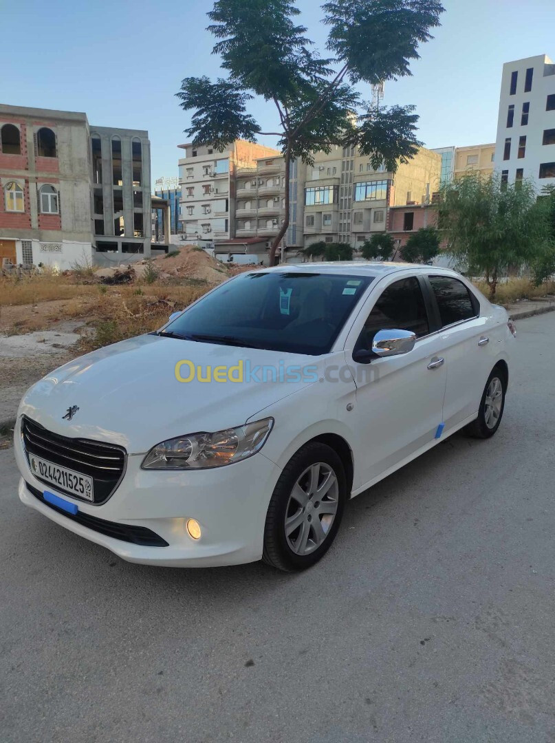 Peugeot 301 2015 Allure