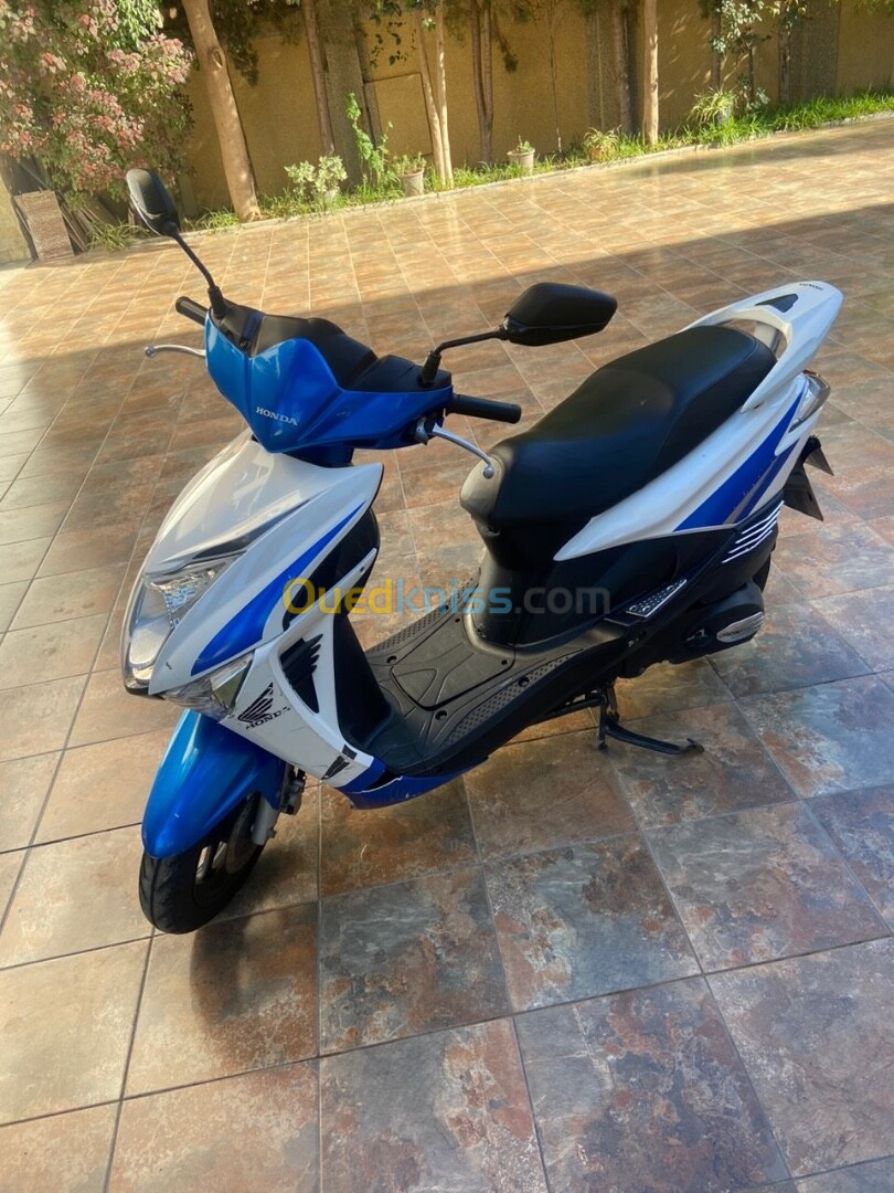 Honda Honda 125 2016