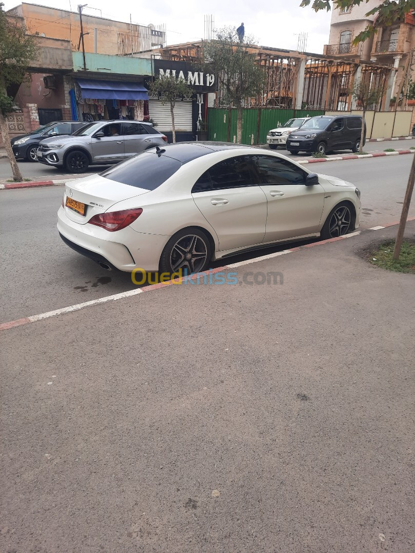 Mercedes CLA 2014 Coupé Edition 1