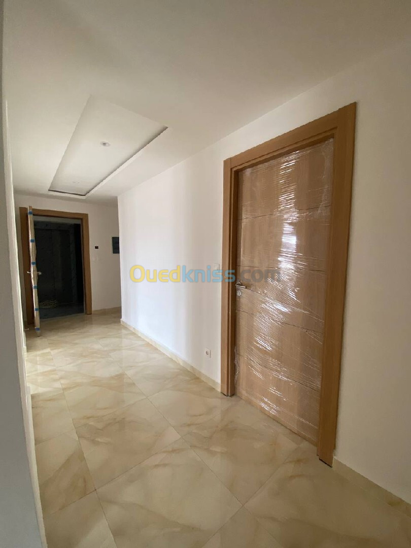 Vente Appartement F4 Alger El achour