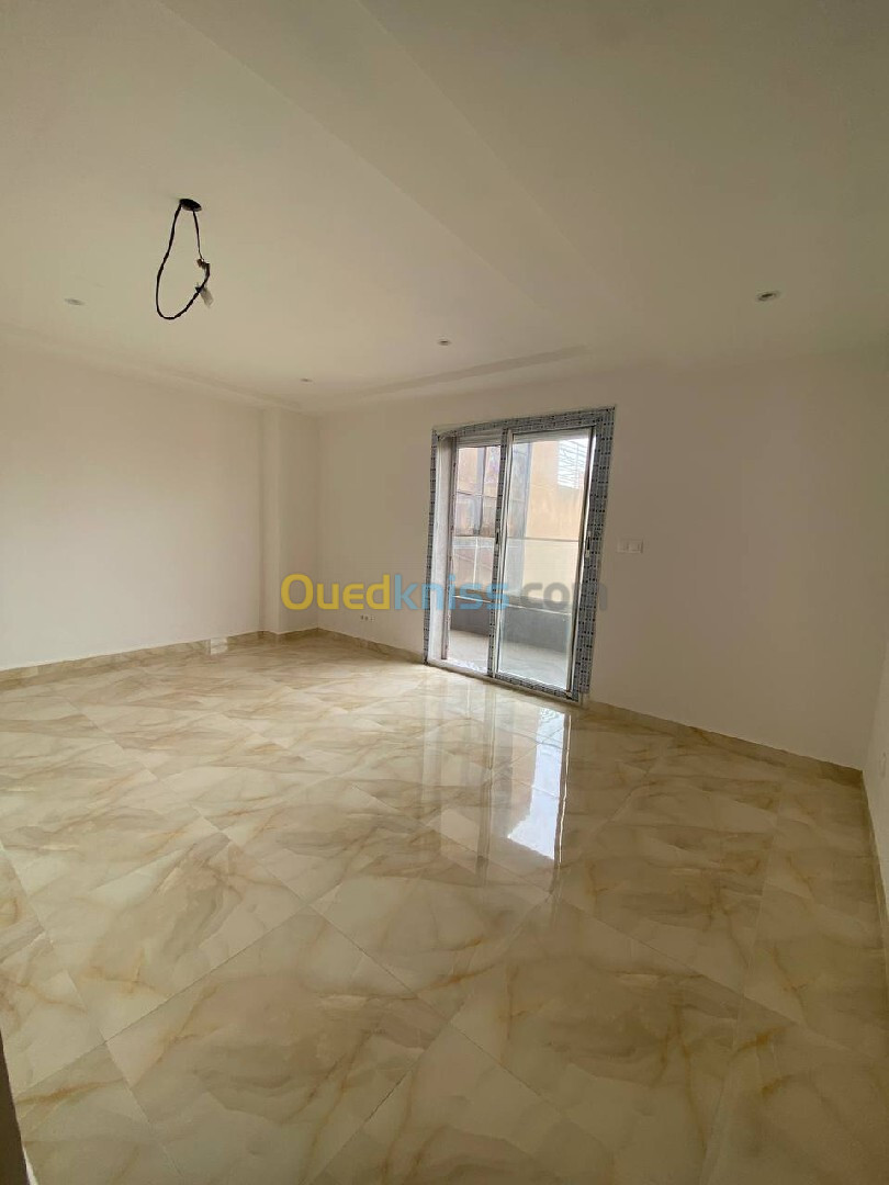 Vente Appartement F4 Alger El achour