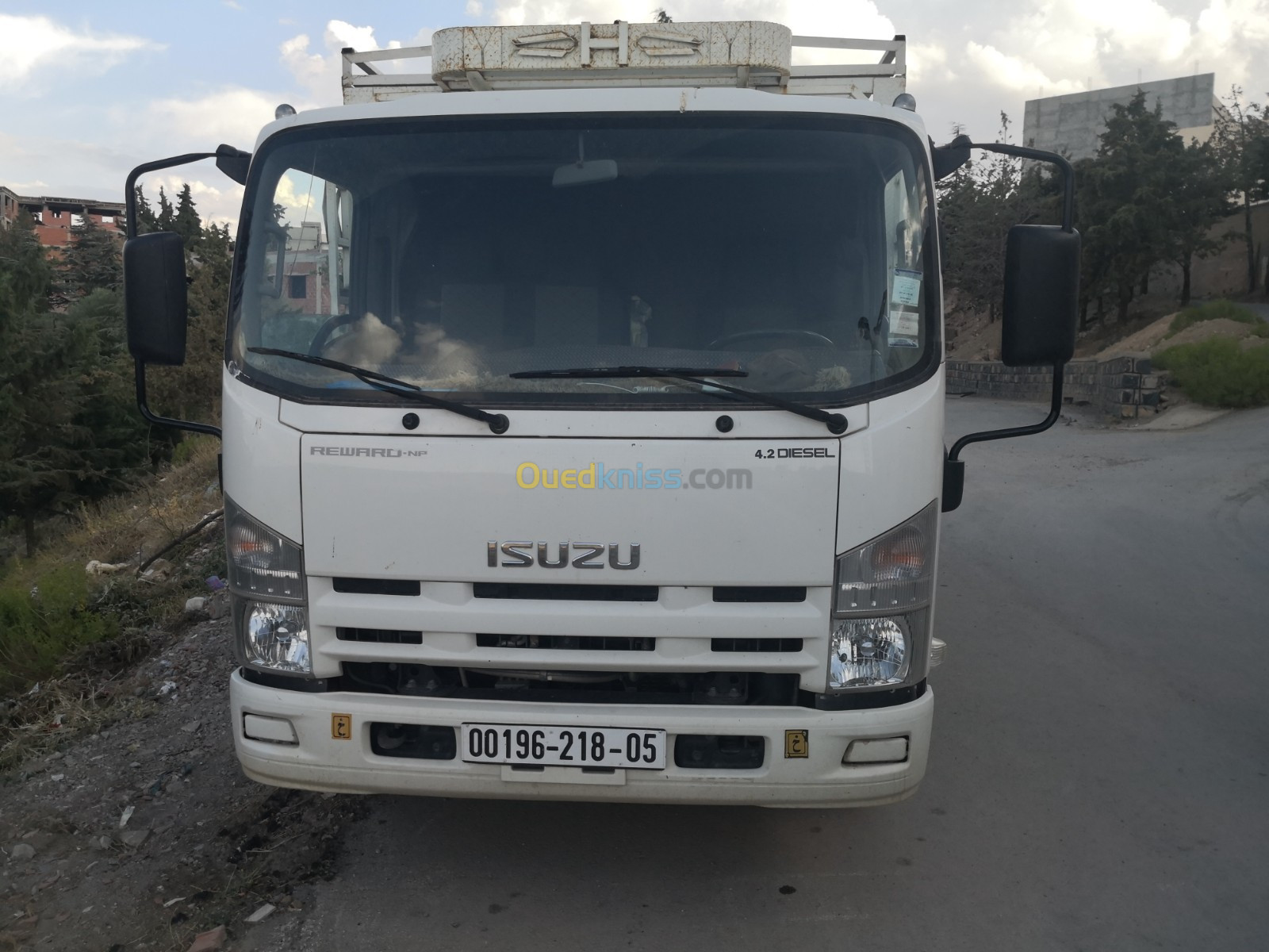 Isuzu npr71 Isuzu npr 2018