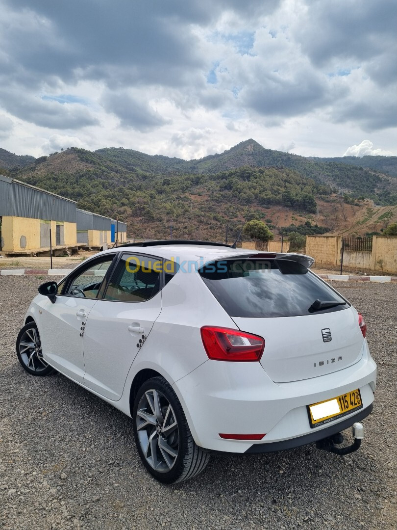 Seat Ibiza 2015 Black Line