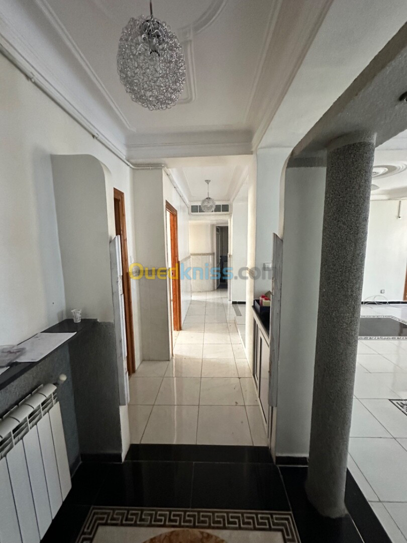 Location Appartement F5 Alger Hydra