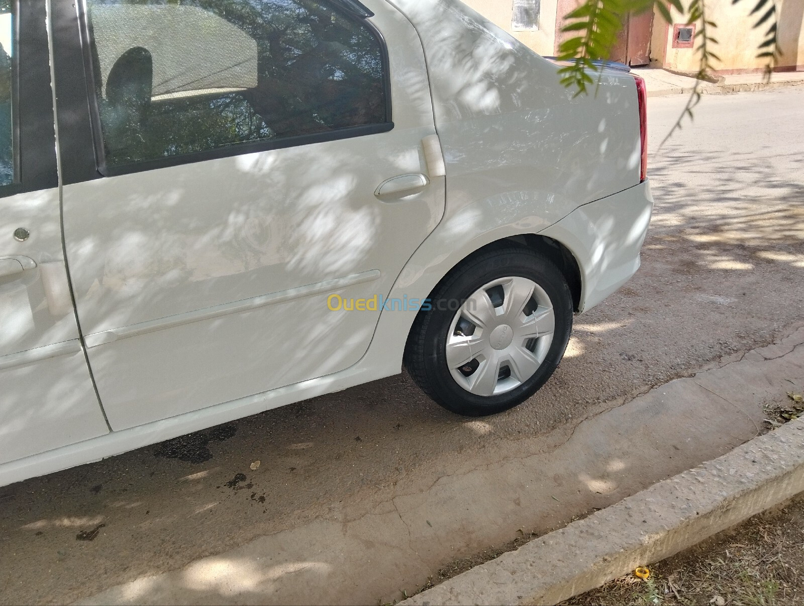 Dacia Logan 2013 Access