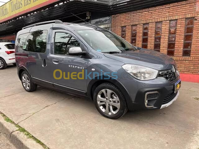 Renault Kangoo 2024 stapwy