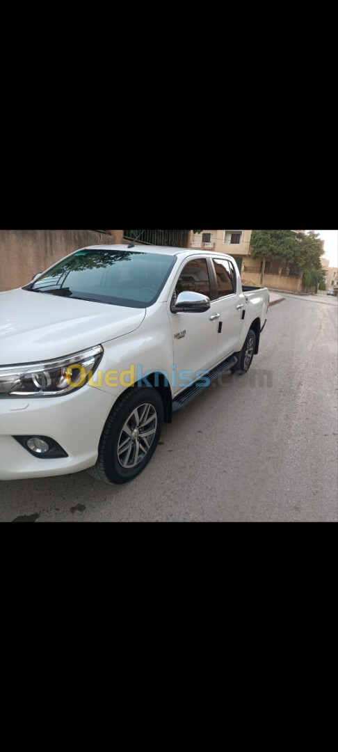 Toyota Hilux 2019 LEGEND DC 4x4