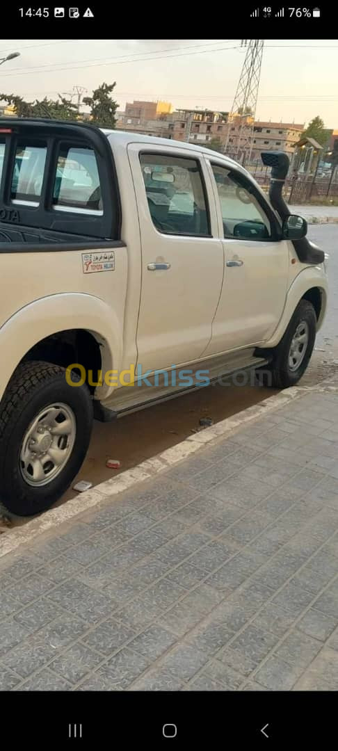 Toyota Hilux 2015 LEGEND SC 4x4