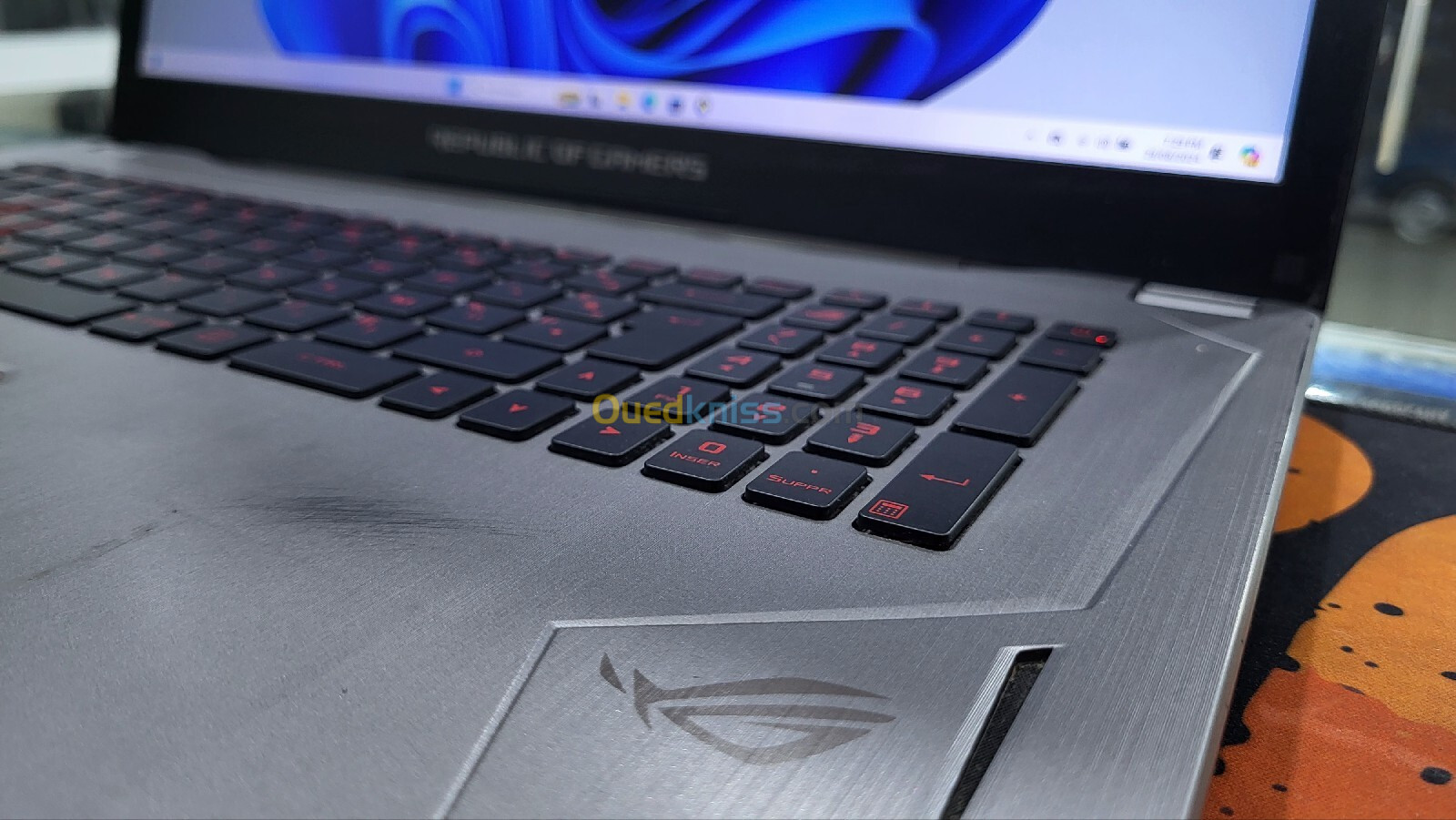 ASUS ROG I7 7700HQ  GTX1060  