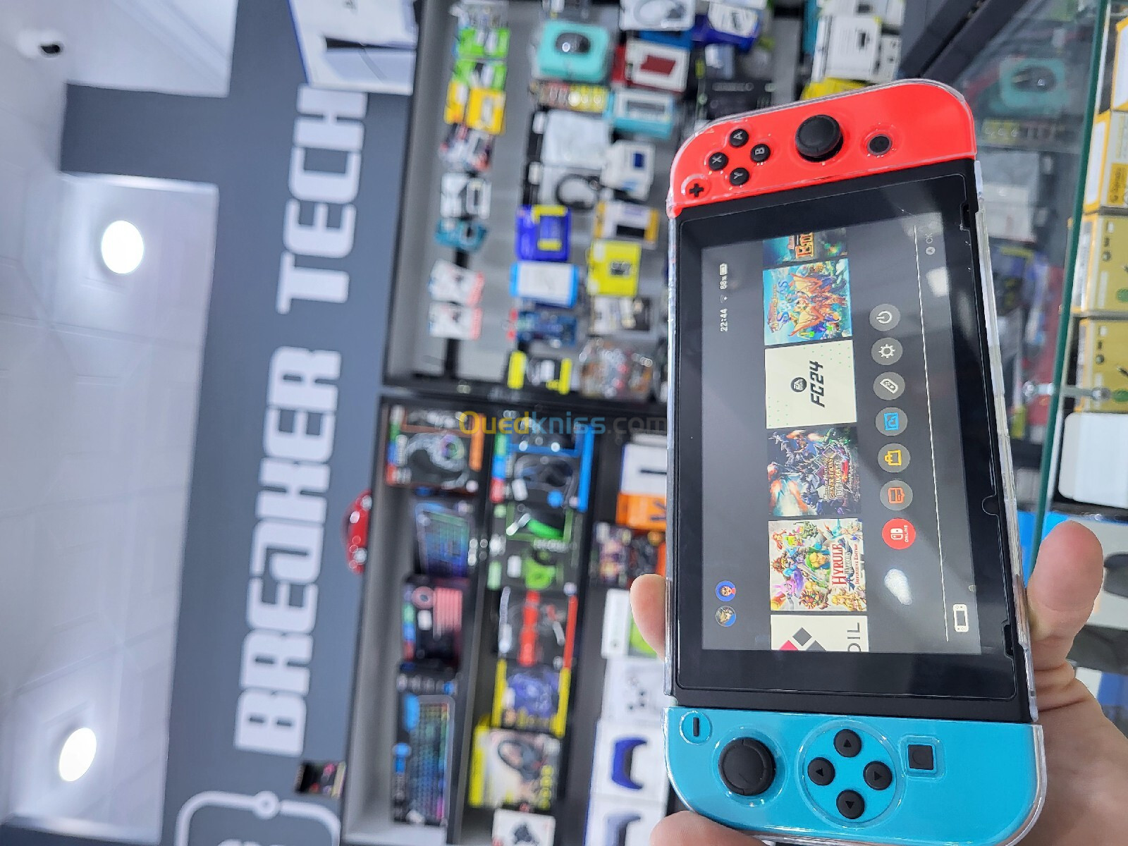 NINTENDO SWITCH FLACHÉ + toutes les accessoires 