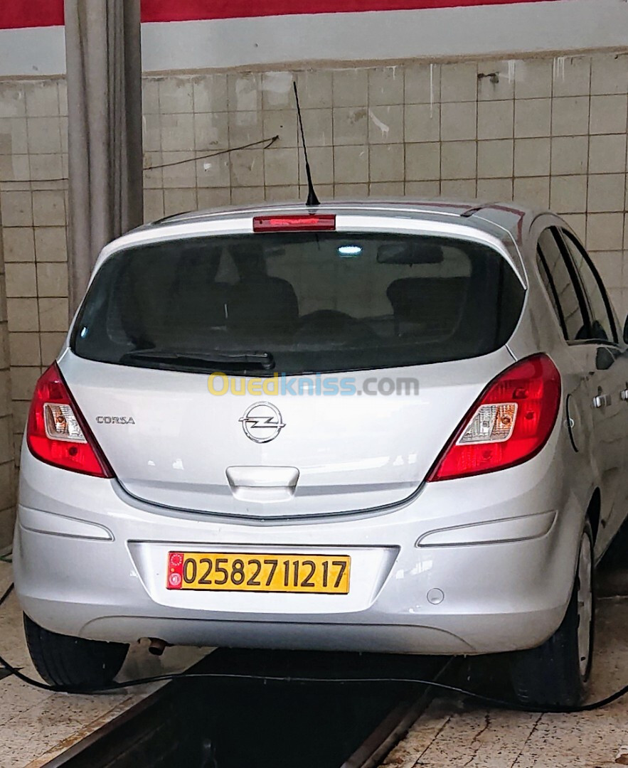 Opel Corsa 2012 Corsa