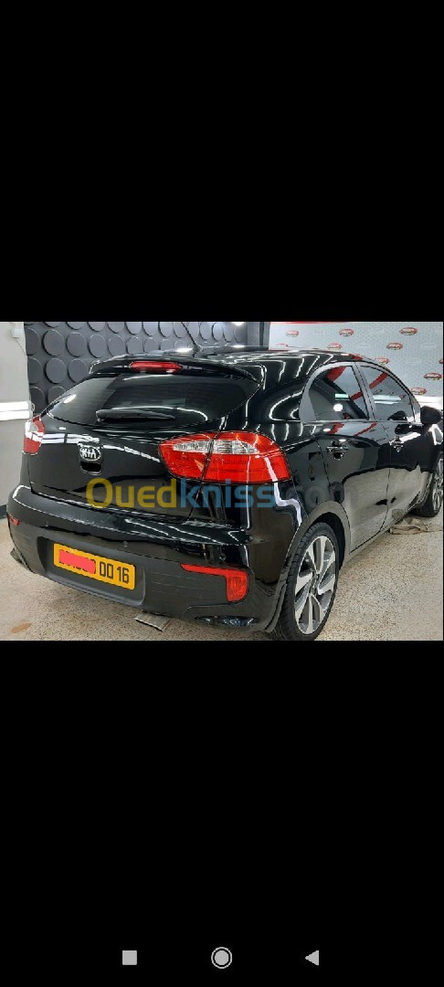 Kia Rio 5 portes 2016 Funny Facelift 