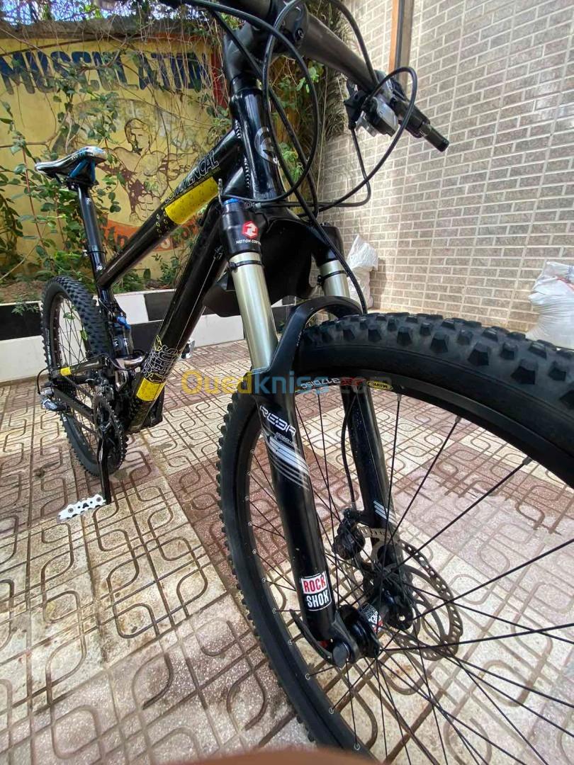 VTT tout terrain commencal super 4