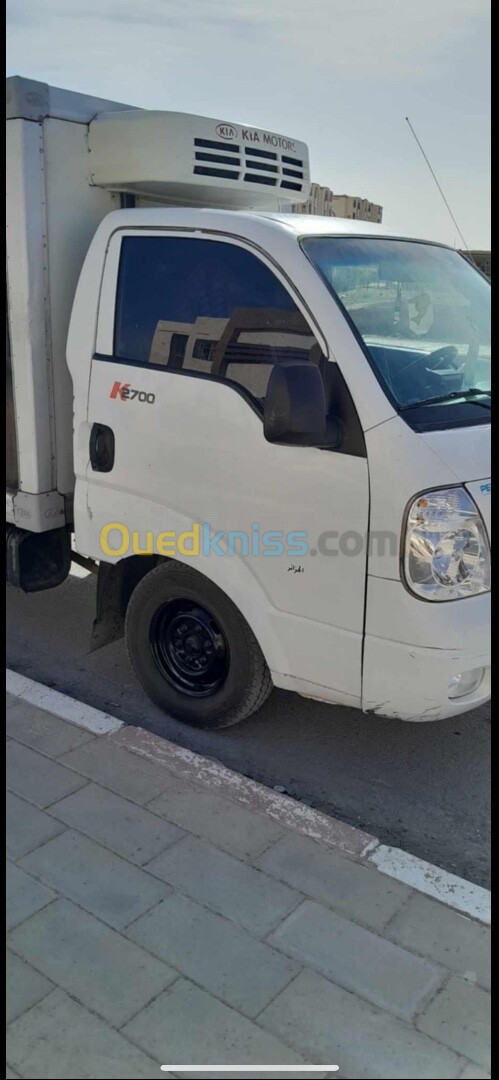 Kia Kia k2700 2011