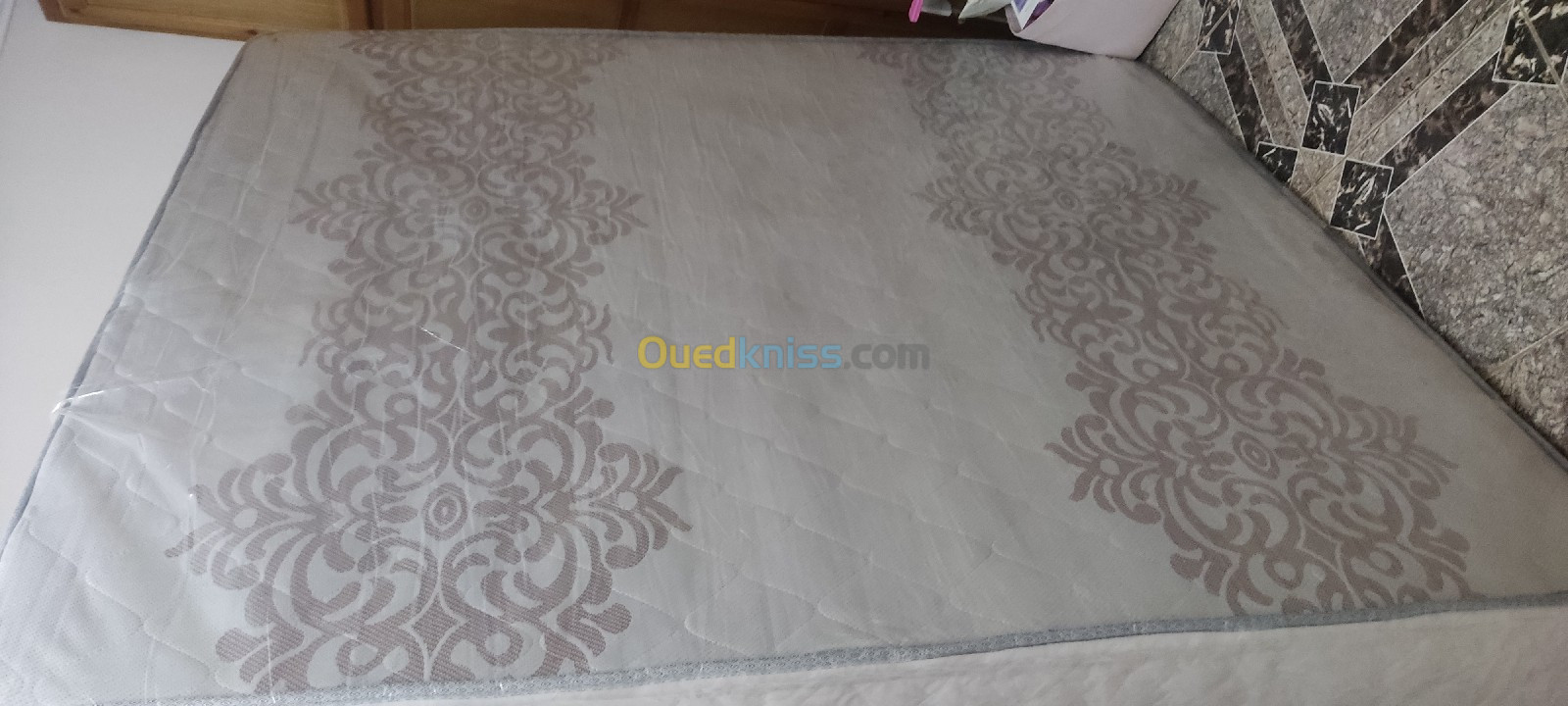 Matelas grand 160x180 cm