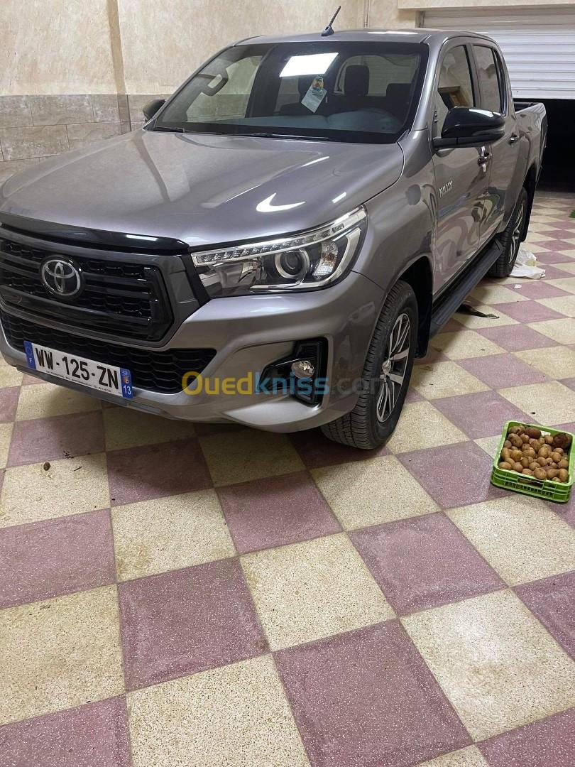 Toyota Hilux 2020 LEGEND SC 4x4