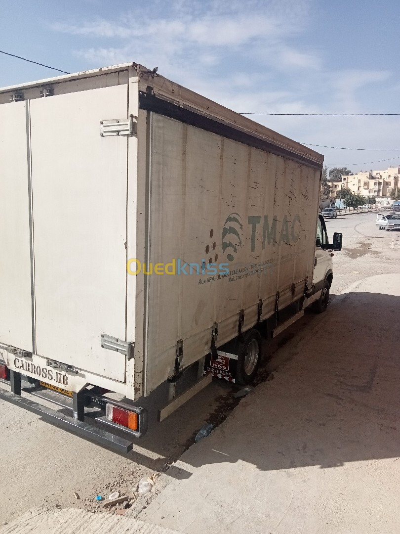 35.   C11 iveco 2002