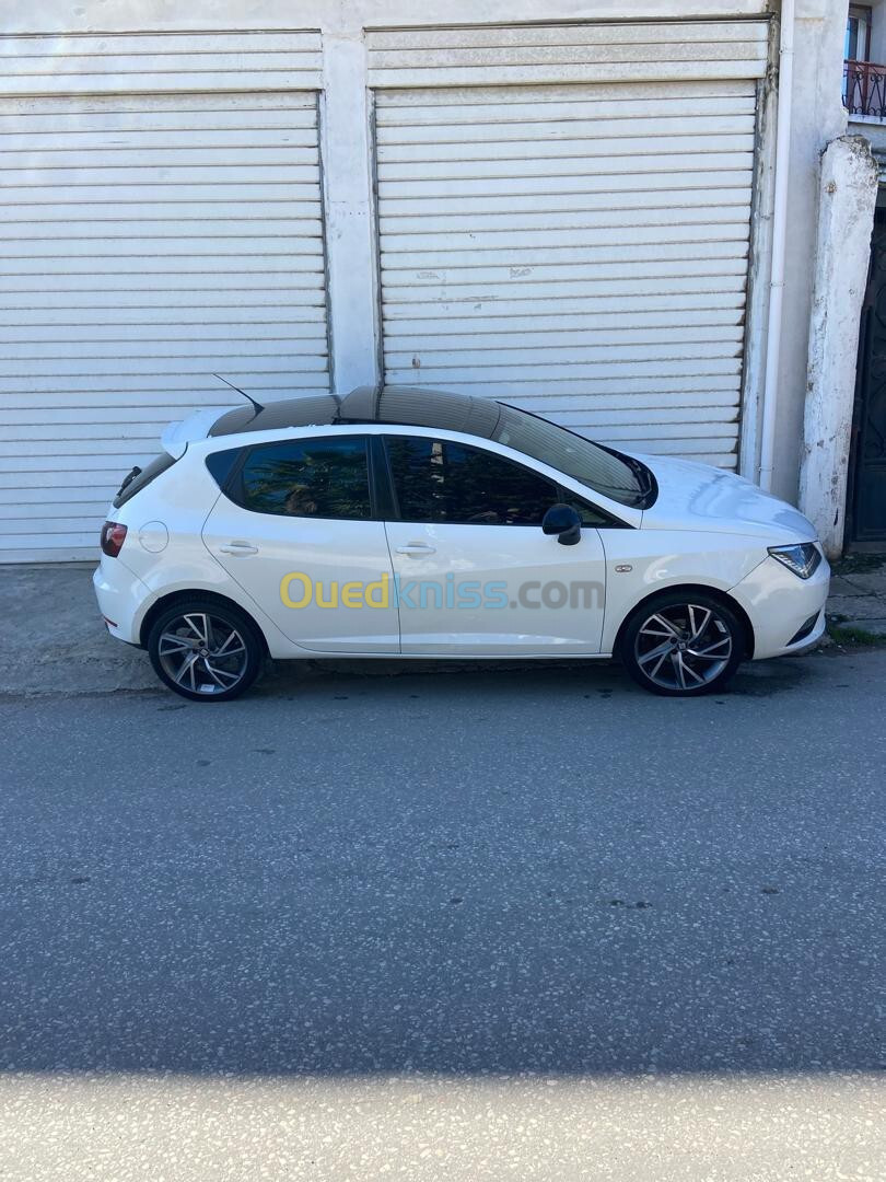 Seat Ibiza 2016 Black Line