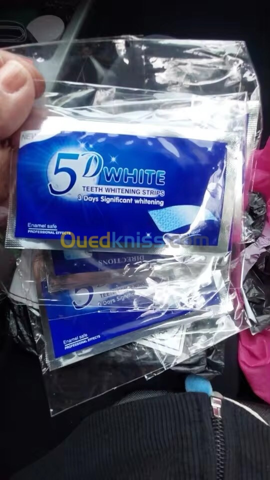 Autocollants de blanchiment des dents 5D Gel pour dents blanches Bandes de blanchiment des dents 