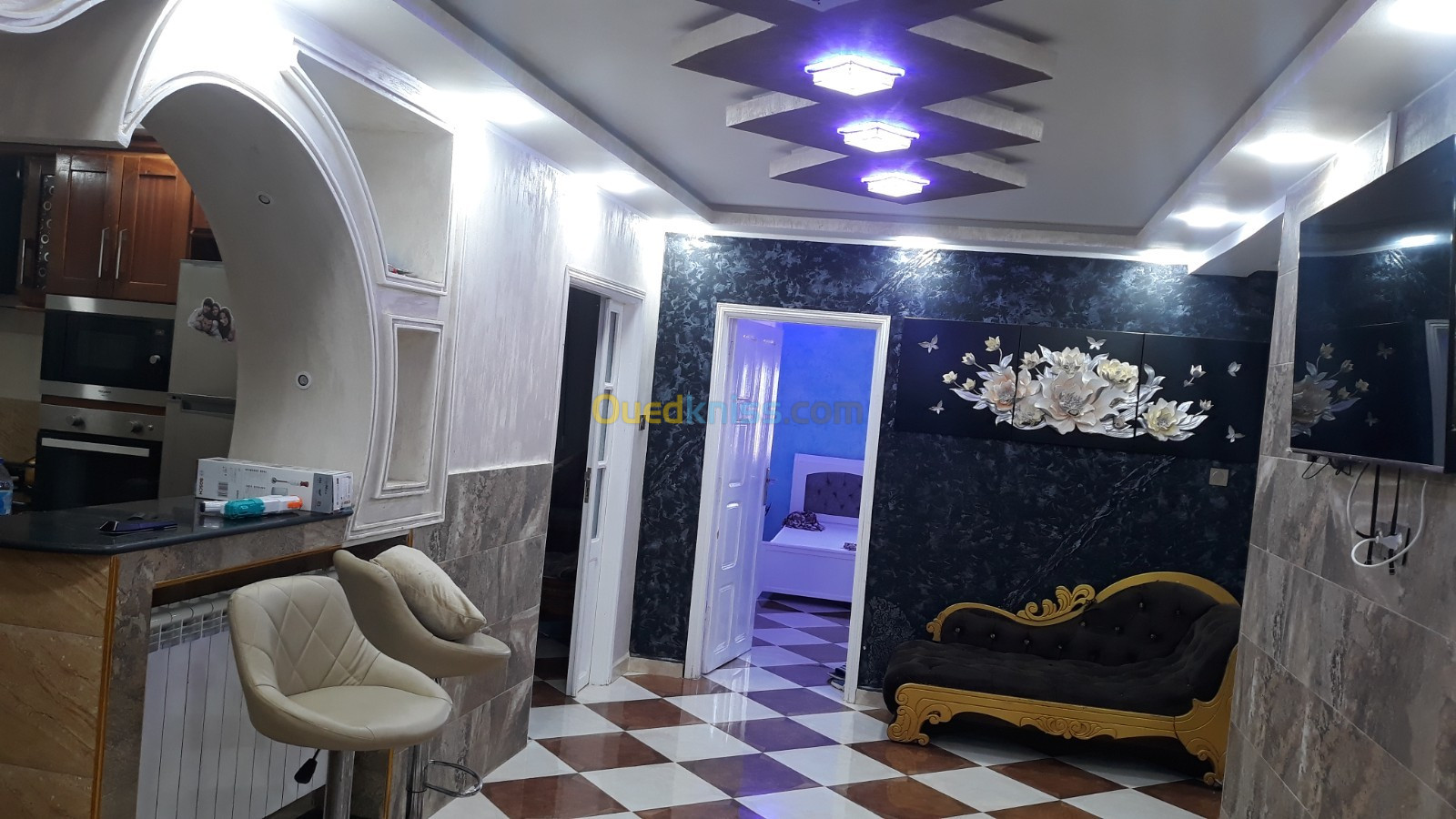 Location vacances Appartement F4 Mostaganem Mezghrane