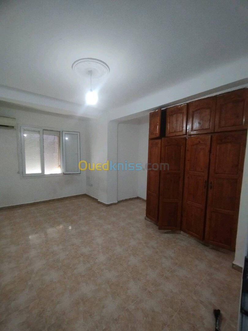 Location Appartement F4 Béjaïa Bejaia