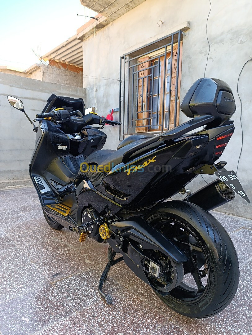 Yamaha Tmax 