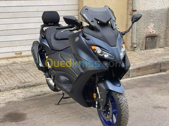 Yamaha Tmax 560 2 2023