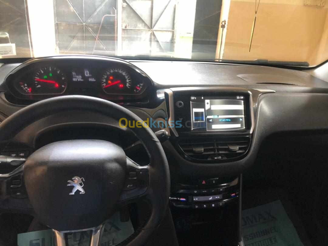 Peugeot 208 2013 hdi