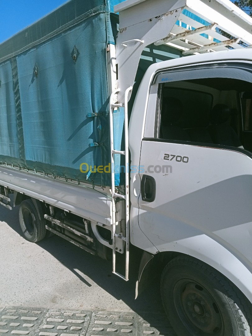 Kia K2700 2013