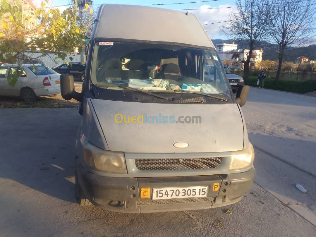 Ford transit Fourgon 2005