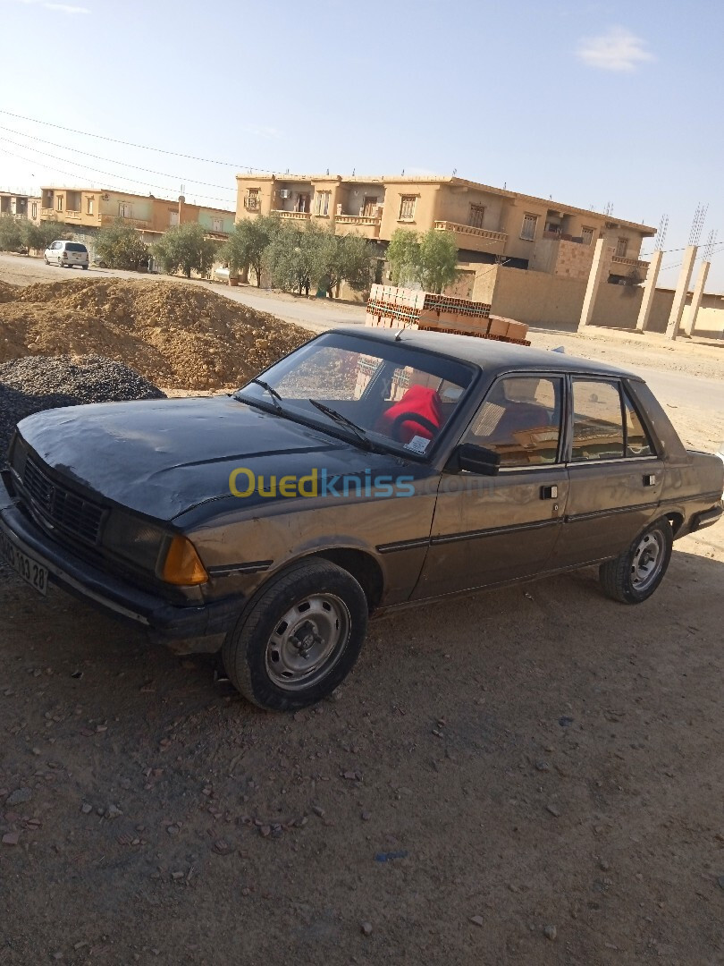 Peugeot 305 1983 305