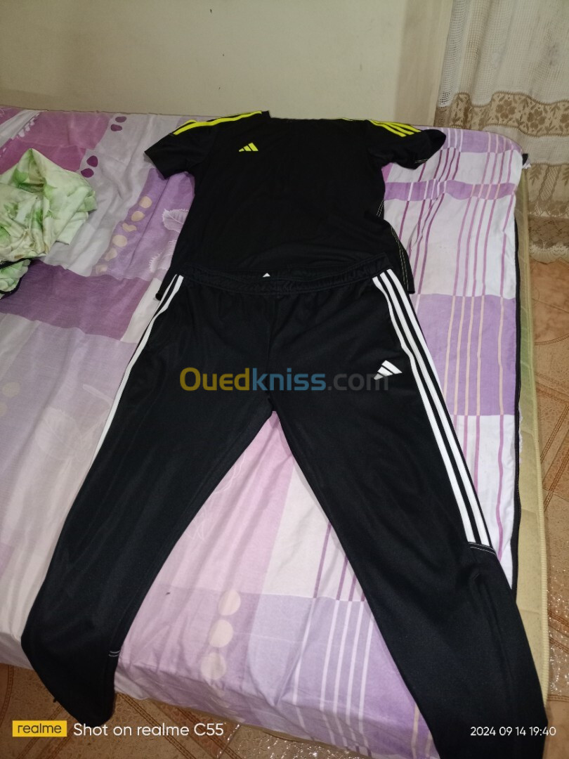 Ensemble adidas original taille L