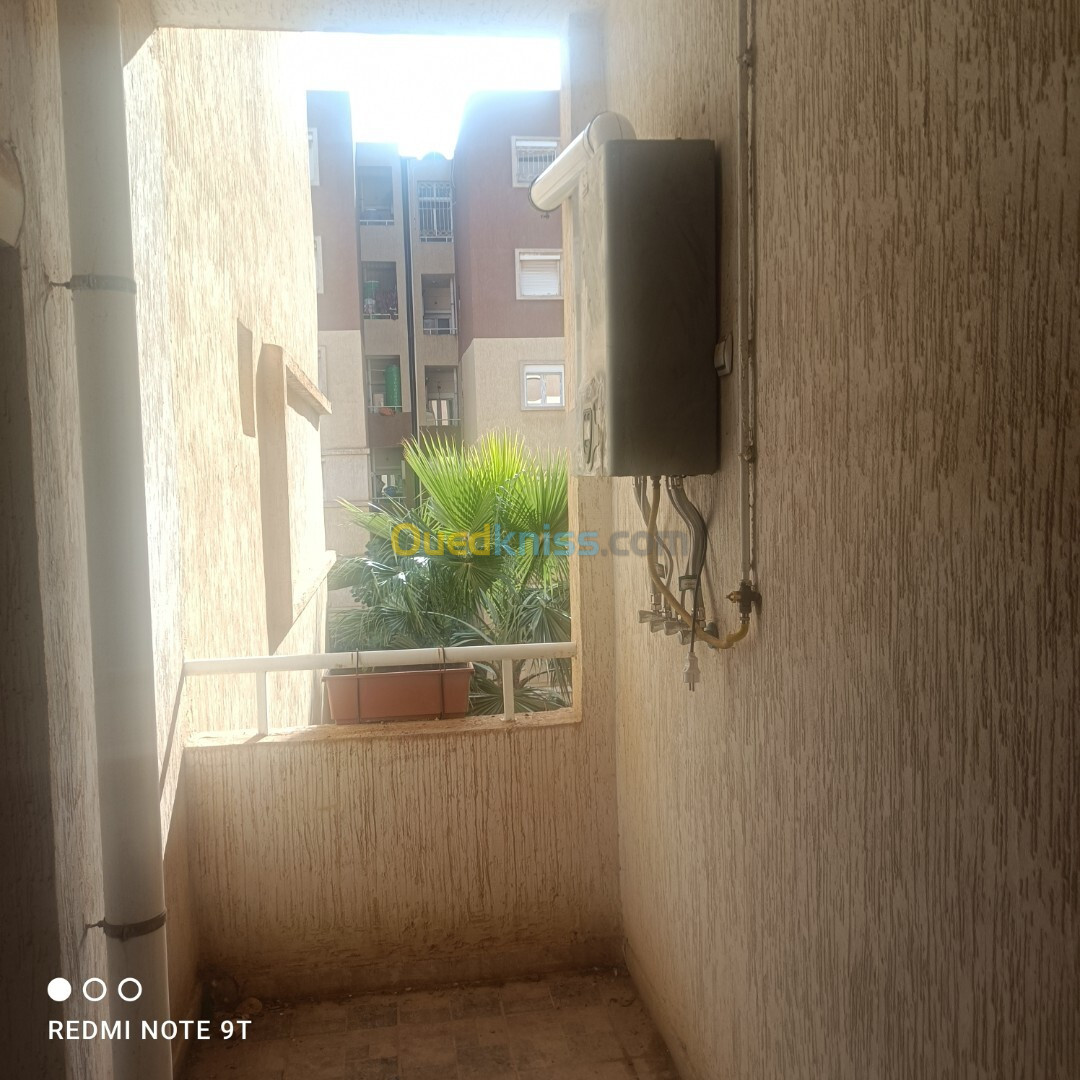 Location Appartement F5 Alger Bordj el bahri