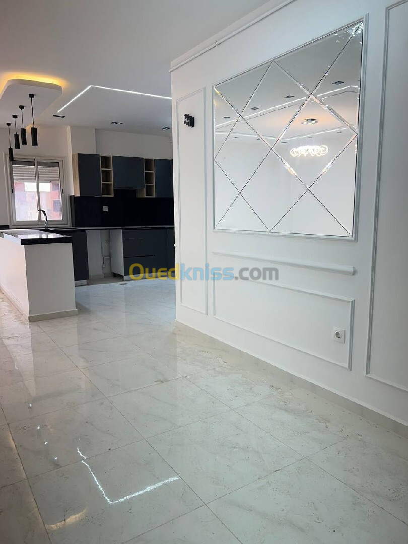 Vente Appartement F4 Alger Bordj el bahri