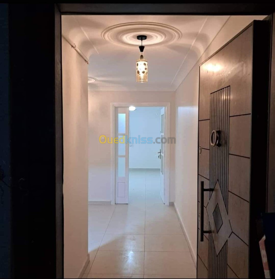 Vente Appartement F2 Alger Bordj el kiffan