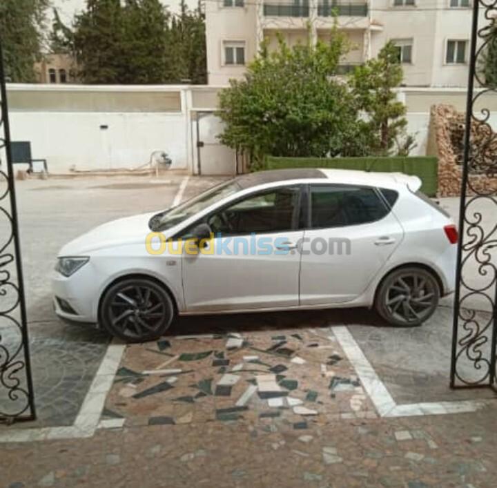 Seat Ibiza 2015 Black Line