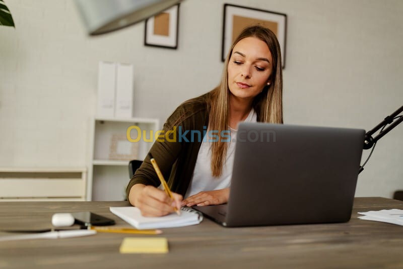 agent de bureau immobillier 