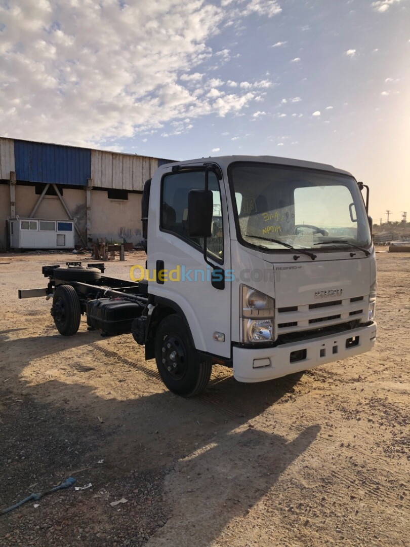 Isuzu 2024 2024