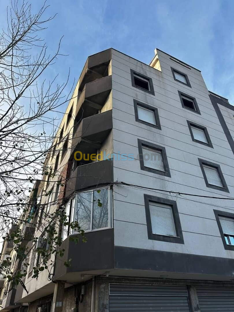 Vente Appartement F4 Alger Bordj el bahri