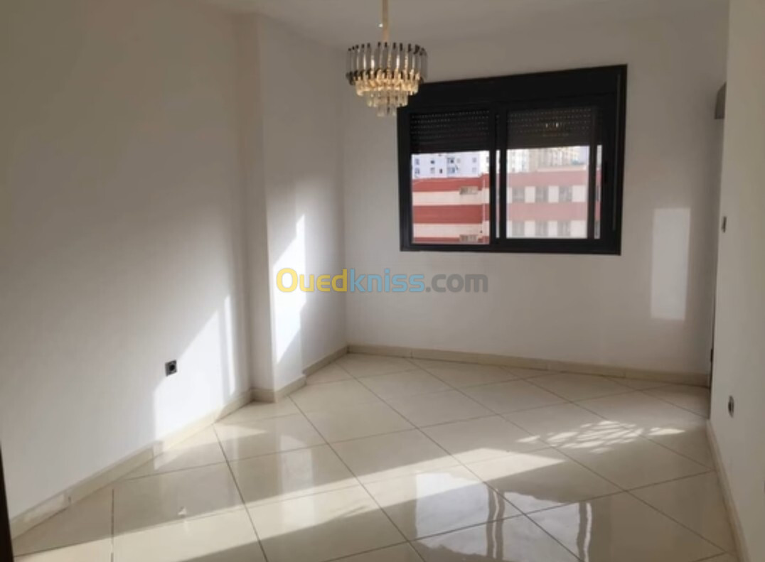 Vente Appartement F3 Alger Bordj el kiffan