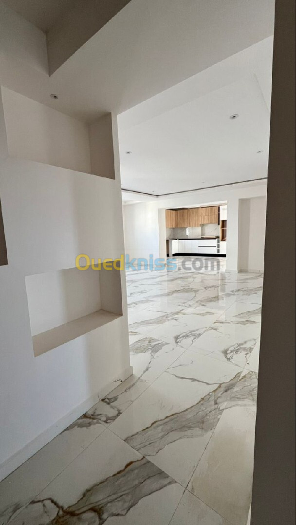 Vente Appartement F5 Alger El achour