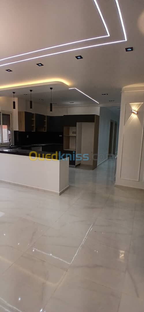 Vente Appartement F4 Alger Bordj el bahri