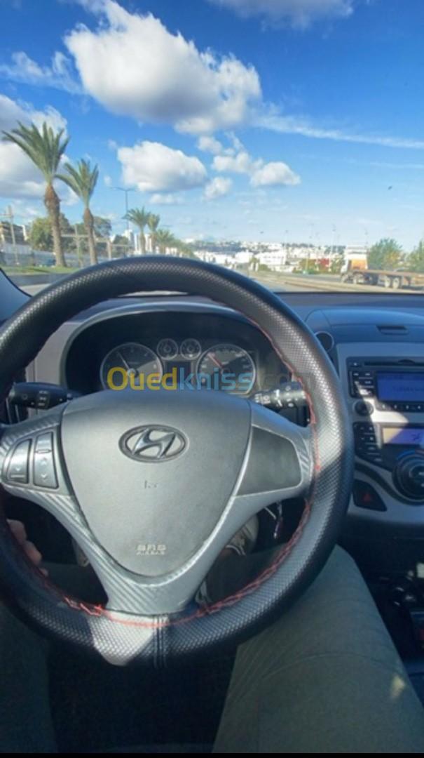 Hyundai i30 2010 Toute options