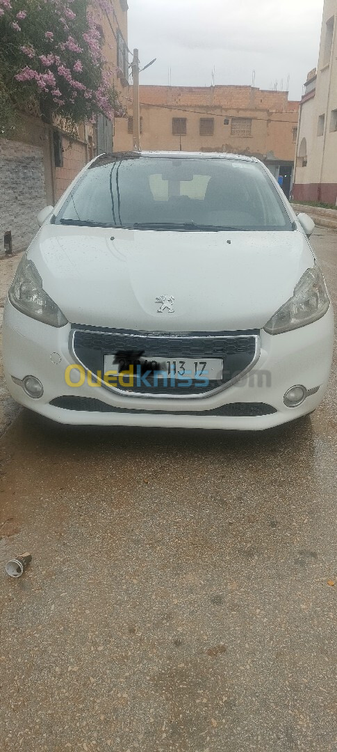 Peugeot 208 2013 Allure