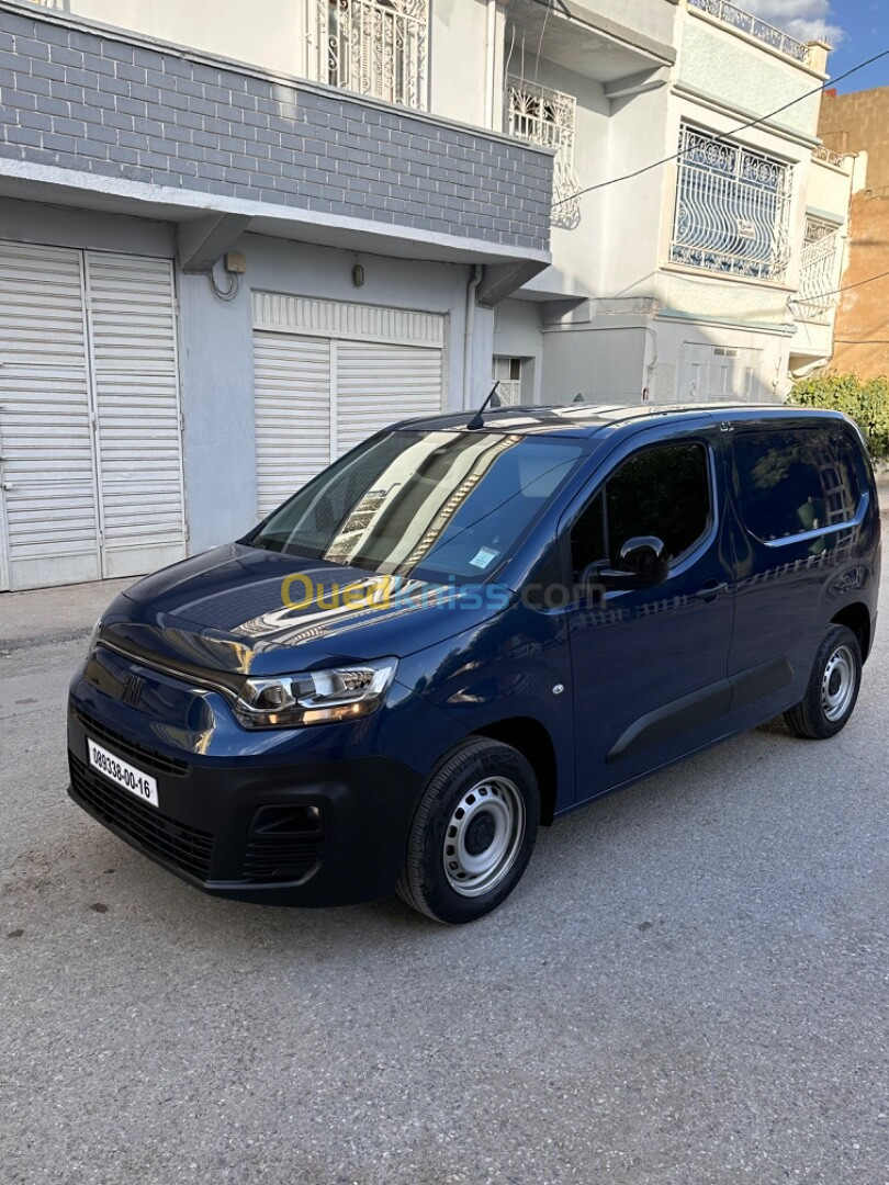 Fiat Doblo 2024 Italien